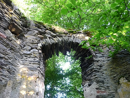 Ruinen der Burg Waldeck - Foto: © 2013 by Schattenblick